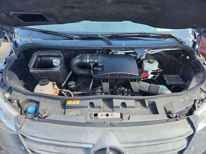 70811436 :رقم المزاد ، WD4PF0CD5KP057645 vin ، 2019 Mercedes-benz Sprinter مزاد بيع
