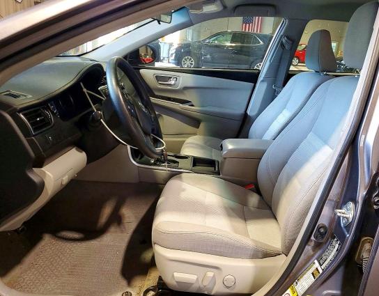 67005036 :رقم المزاد ، 4T1BF1FKXHU445920 vin ، 2017 Toyota Camry مزاد بيع