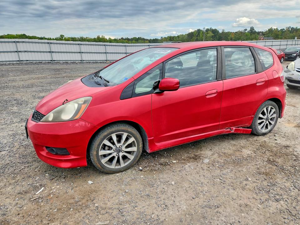 Auction sale of the 2013 Honda Fit, vin: JHMGE8H56DC008508, lot number: 69307856
