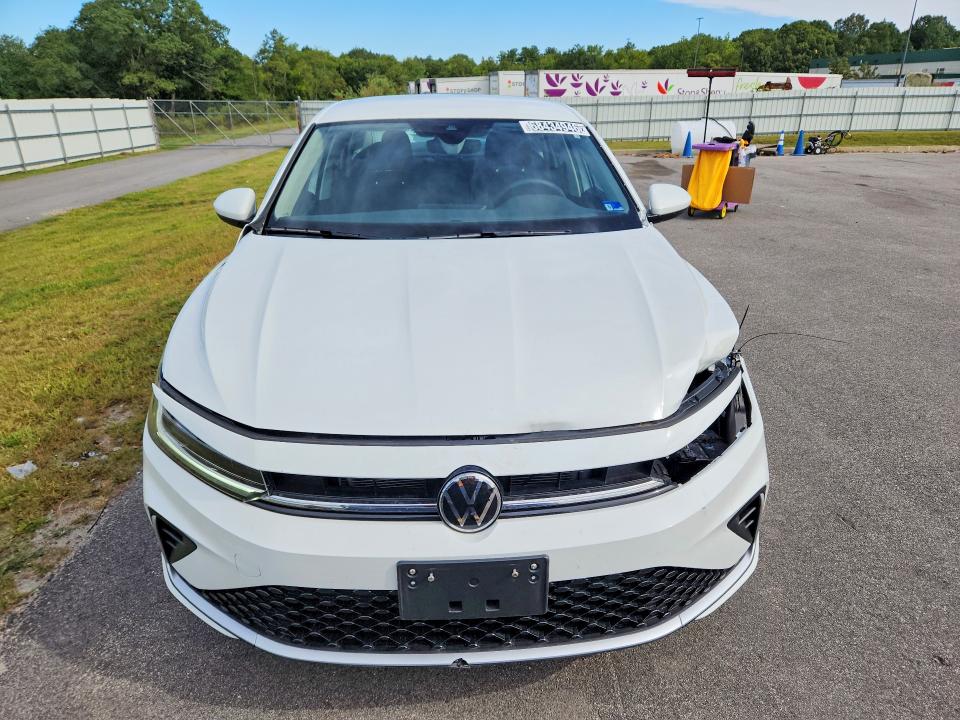 Продажа на аукционе авто 2026 Volkswagen Jetta, vin: 3VW5W7BU5TM069813, номер лота: 68434946