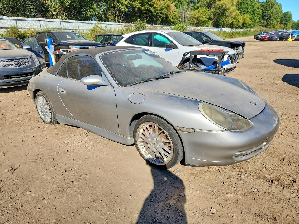 70438506 :رقم المزاد ، WP0CA2992YS650746 vin ، 2000 Porsche 911 مزاد بيع
