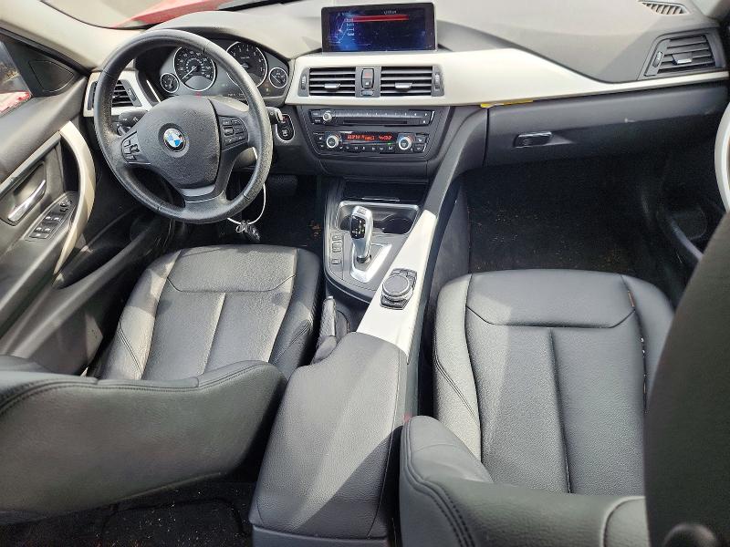 70533396 :رقم المزاد ، WBA3B1G53FNT05094 vin ، 2015 Bmw 320 مزاد بيع