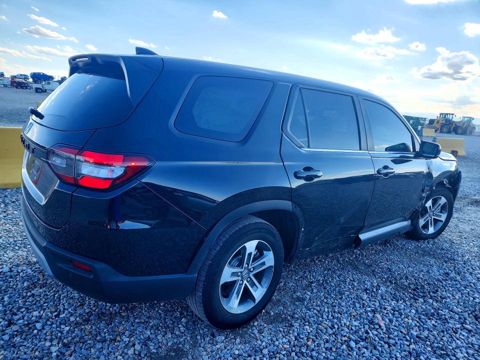 Продажа на аукционе авто 2025 Honda Pilot, vin: 5FNYG1H42SB106711, номер лота: 69599586