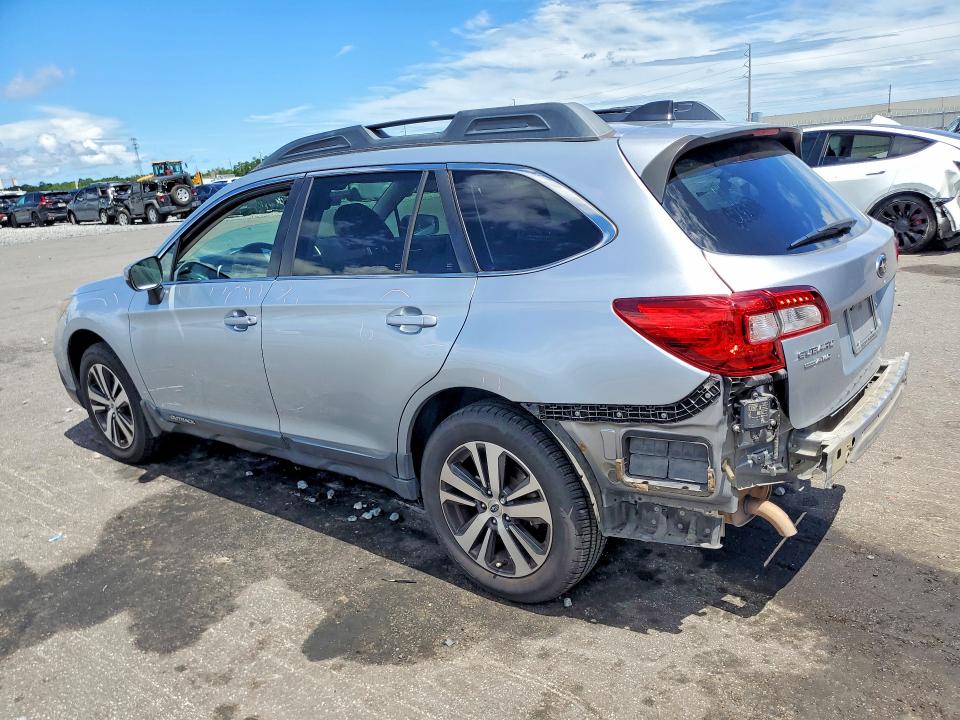 67149946 :رقم المزاد ، 4S4BSANC4J3276236 vin ، 2018 Subaru Outback مزاد بيع