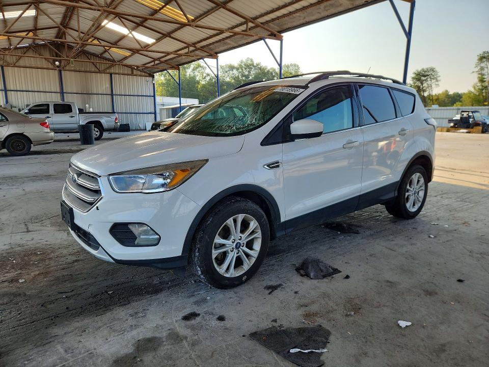 2018 Ford Escape მანქანა იყიდება აუქციონზე, vin: 1FMCU0GD6JUD38938, აუქციონის ნომერი: 70018966