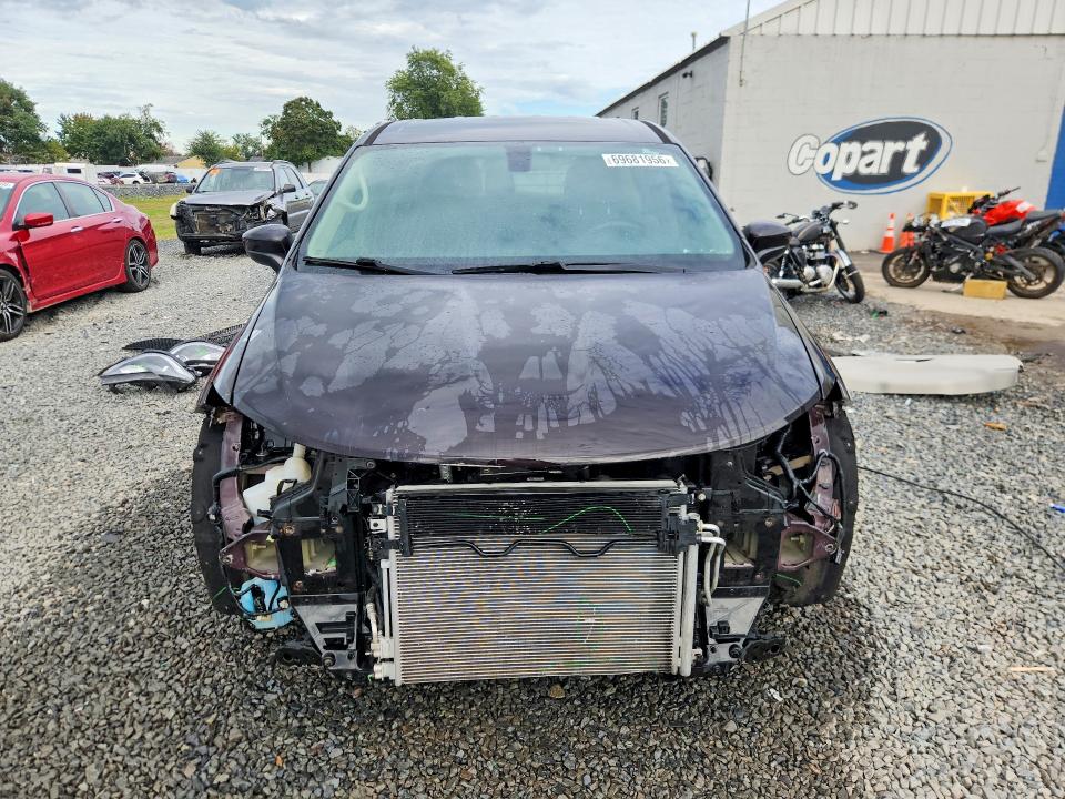 Продажа на аукционе авто 2018 Chrysler Pacifica, vin: 2C4RC1AG0JR120940, номер лота: 69681956