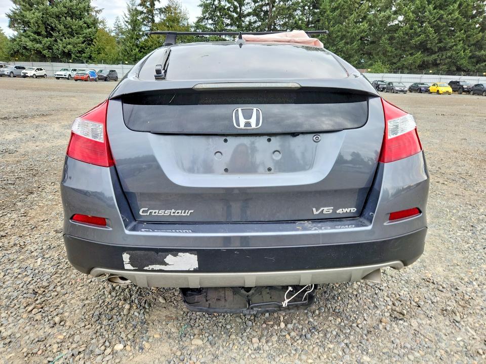 70672256 :رقم المزاد ، 5J6TF2H50DL005463 vin ، 2013 Honda Crosstour مزاد بيع