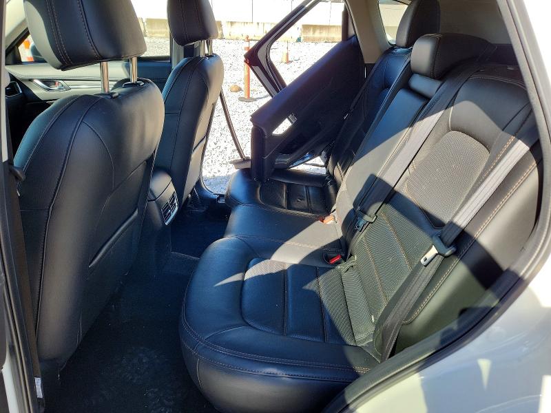 70241716 :رقم المزاد ، JM3KFBEM6N0588497 vin ، 2022 Mazda Cx-5 مزاد بيع