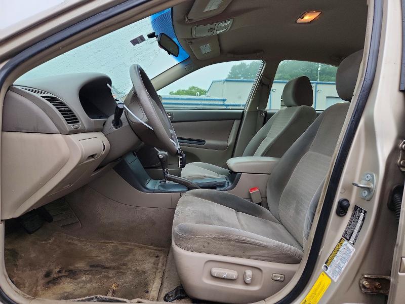 67503216 :رقم المزاد ، 4T1BE30K65U077190 vin ، 2005 Toyota Camry مزاد بيع