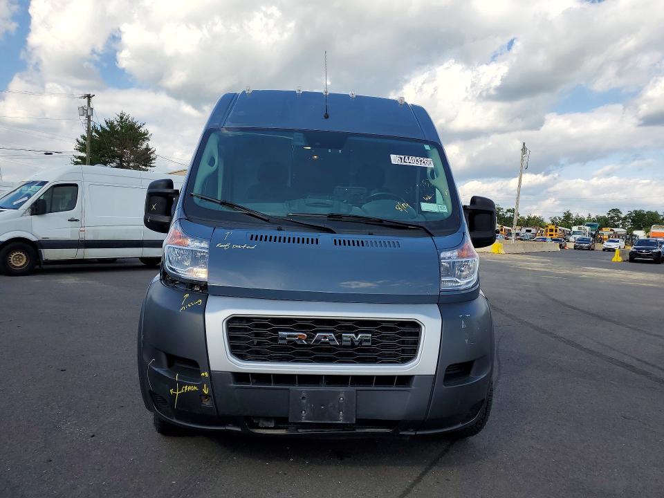 67440326 :رقم المزاد ، 3C6MRVJG9ME541083 vin ، 2021 Ram Promaster 3500 مزاد بيع