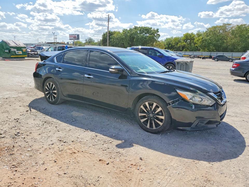 Продажа на аукционе авто 2018 Nissan Altima, vin: 1N4AL3AP2JC170097, номер лота: 68613496