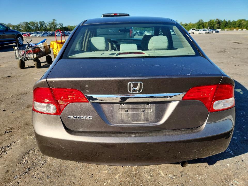 69244216 :رقم المزاد ، 19XFA1F54BE025199 vin ، 2011 Honda Civic مزاد بيع