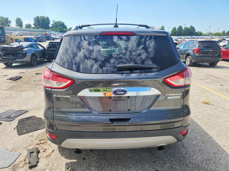 Продажа на аукционе авто 2015 Ford Escape, vin: 1FMCU0J9XFUA73887, номер лота: 68620896
