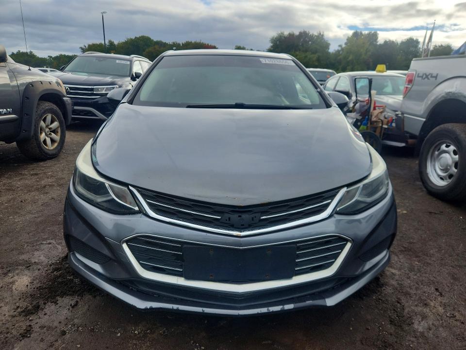 Продаж на аукціоні авто 2018 Chevrolet Cruze, vin: 1G1BE5SM1J7128370, номер лоту: 71028656