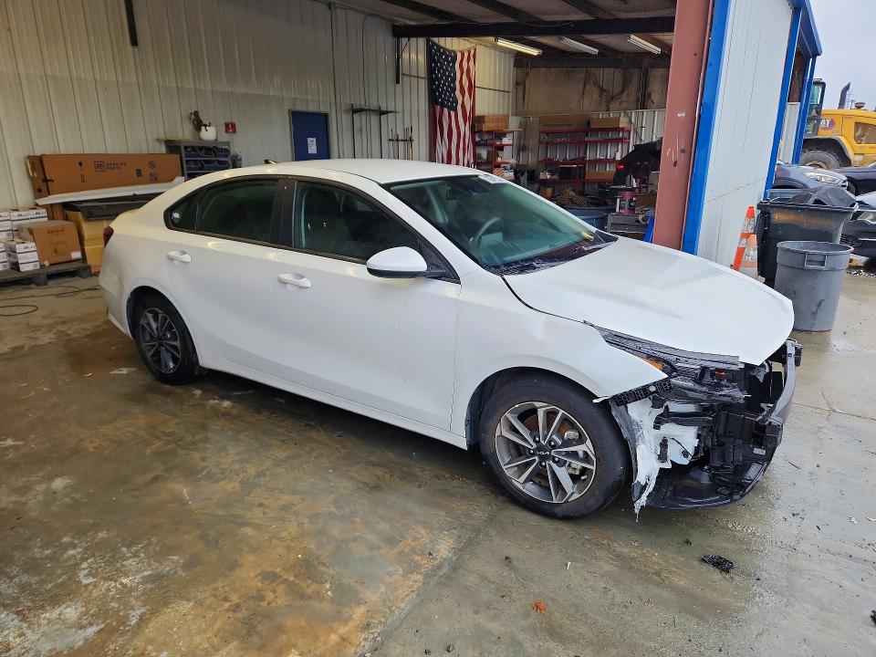 70113446 :رقم المزاد ، 3KPF24AD9RE768898 vin ، 2024 Kia Forte مزاد بيع