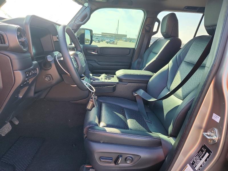 Продажа на аукционе авто 2025 Toyota Land Cruiser, vin: JTEABFAJXS5014854, номер лота: 70727556