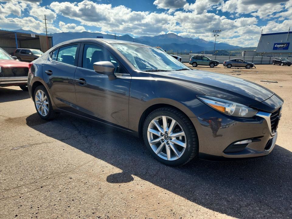 67287156 :رقم المزاد ، 3MZBN1V79HM101047 vin ، 2017 Mazda 3 مزاد بيع