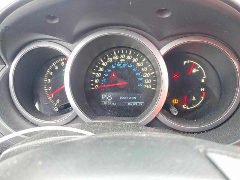 70121586 :رقم المزاد ، JS3TD0D2XA4101250 vin ، 2010 Suzuki Grand Vitara مزاد بيع