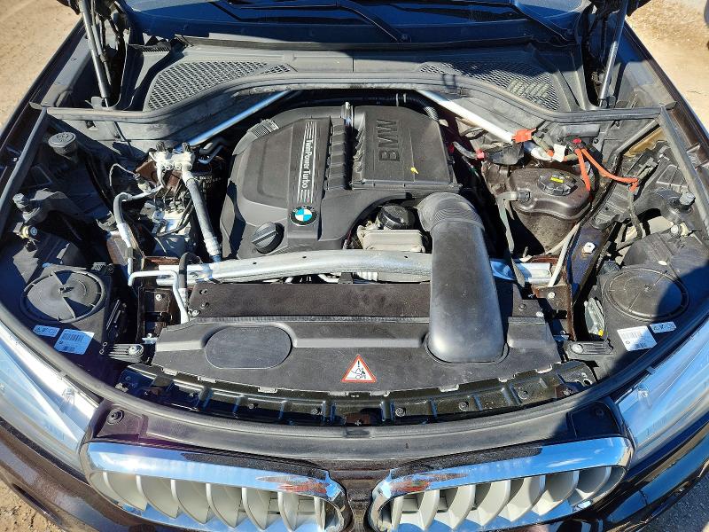 68168546 :رقم المزاد ، 5UXKR0C54F0P15134 vin ، 2015 Bmw X5 مزاد بيع