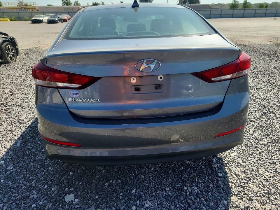 67528296 :رقم المزاد ، 5NPD84LF4JH253862 vin ، 2018 Hyundai Elantra مزاد بيع