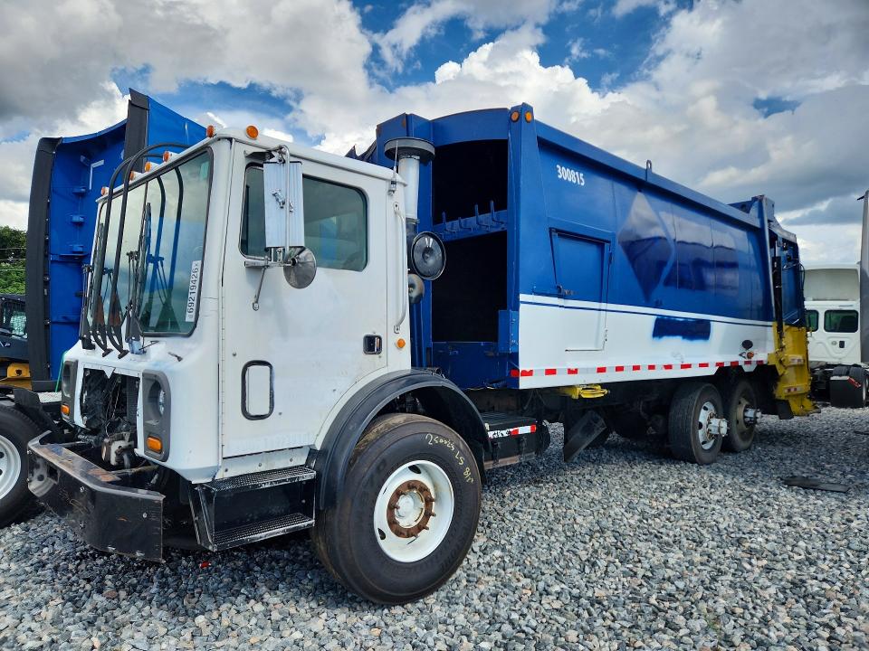 Продаж на аукціоні авто 2010 Mack Mru600, vin: 1M2AV02CXAM005600, номер лоту: 69219426