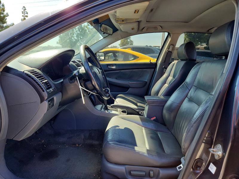 69691116 :رقم المزاد ، 1HGCM66803A033615 vin ، 2003 Honda Accord مزاد بيع