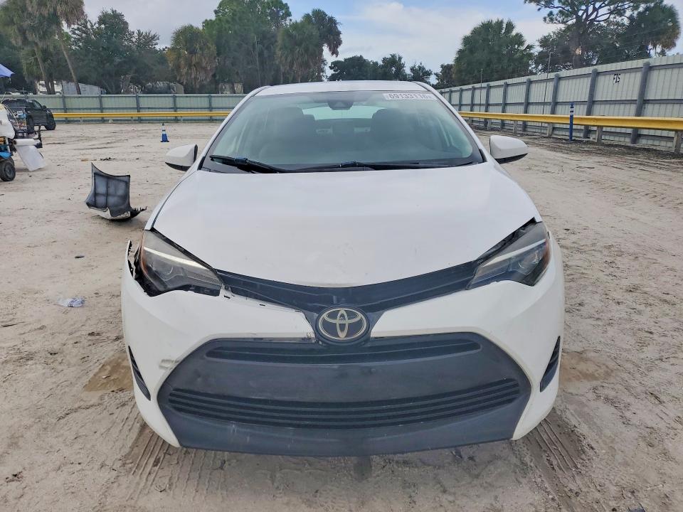 69133116 :رقم المزاد ، 2T1BURHE8HC898690 vin ، 2017 Toyota Corolla مزاد بيع