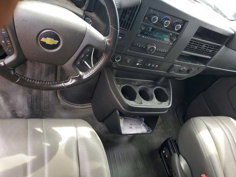 69821856 :رقم المزاد ، 1GCWGAFP3M1197276 vin ، 2021 Chevrolet Express G2500 مزاد بيع
