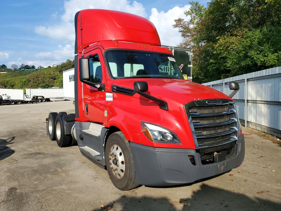 Aukcja sprzedaży 2020 Freightliner Cascadia 126, vin: 1FUJHLDR8LLLY1535, numer aukcji: 68055596