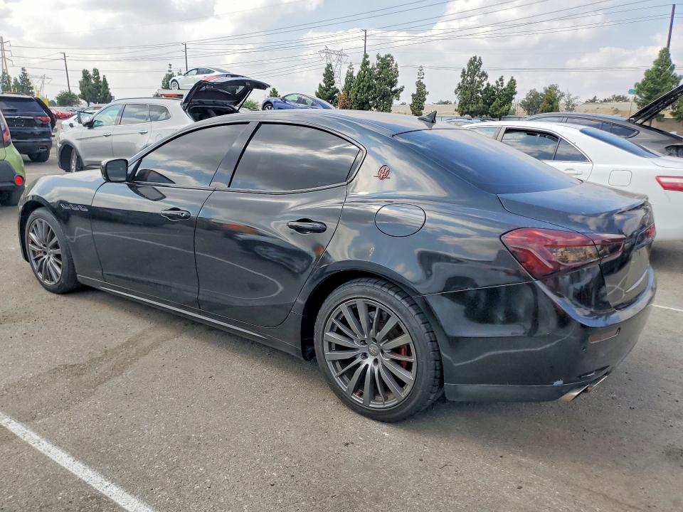 69438926 :رقم المزاد ، ZAM57RSA1G1185283 vin ، 2016 Maserati Ghibli مزاد بيع