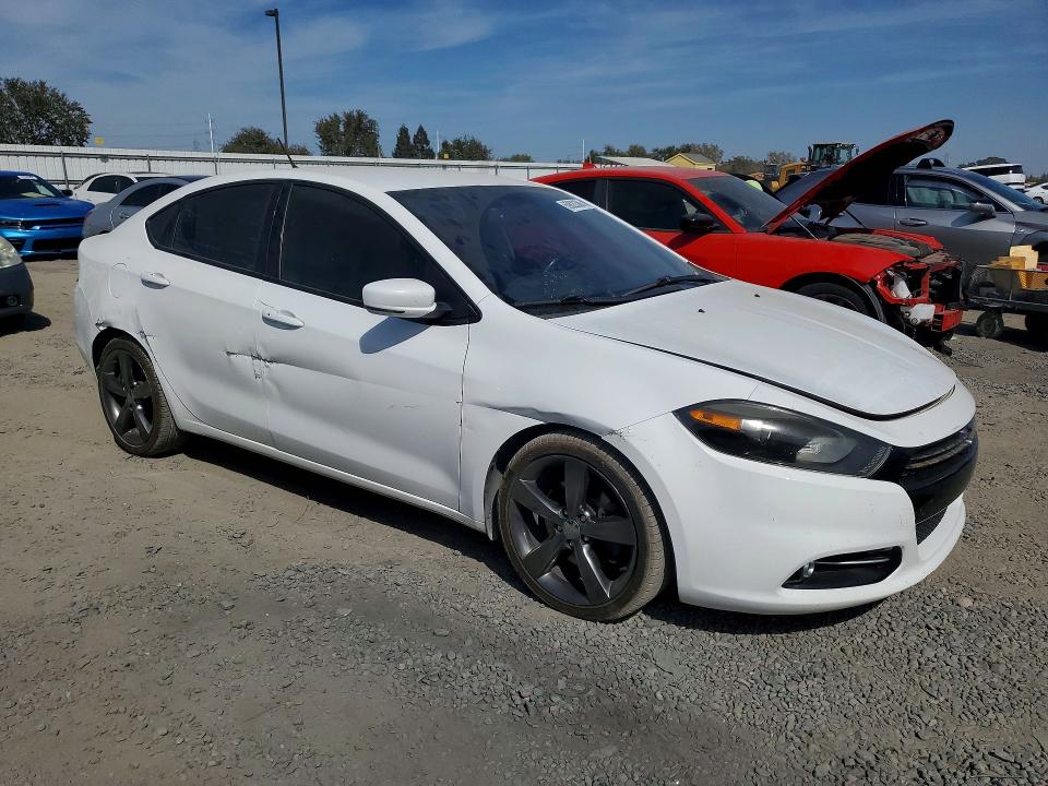 69820386 :رقم المزاد ، 1C3CDFEB9FD434373 vin ، 2015 Dodge Dart مزاد بيع