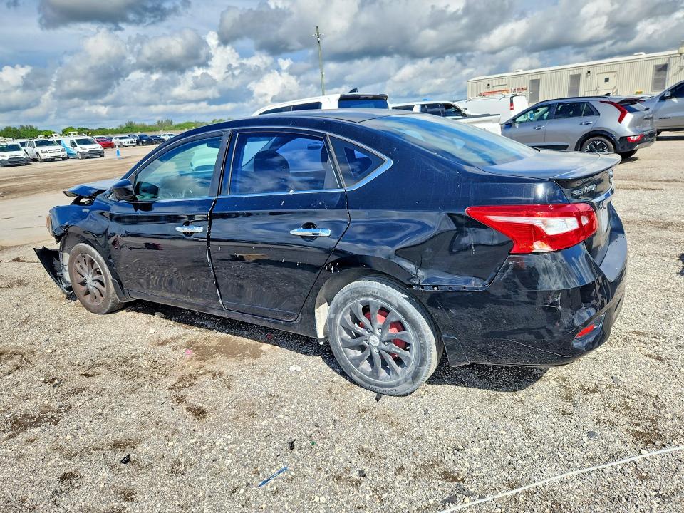 2018 Nissan Sentra მანქანა იყიდება აუქციონზე, vin: 3N1AB7AP8JY219477, აუქციონის ნომერი: 68266846