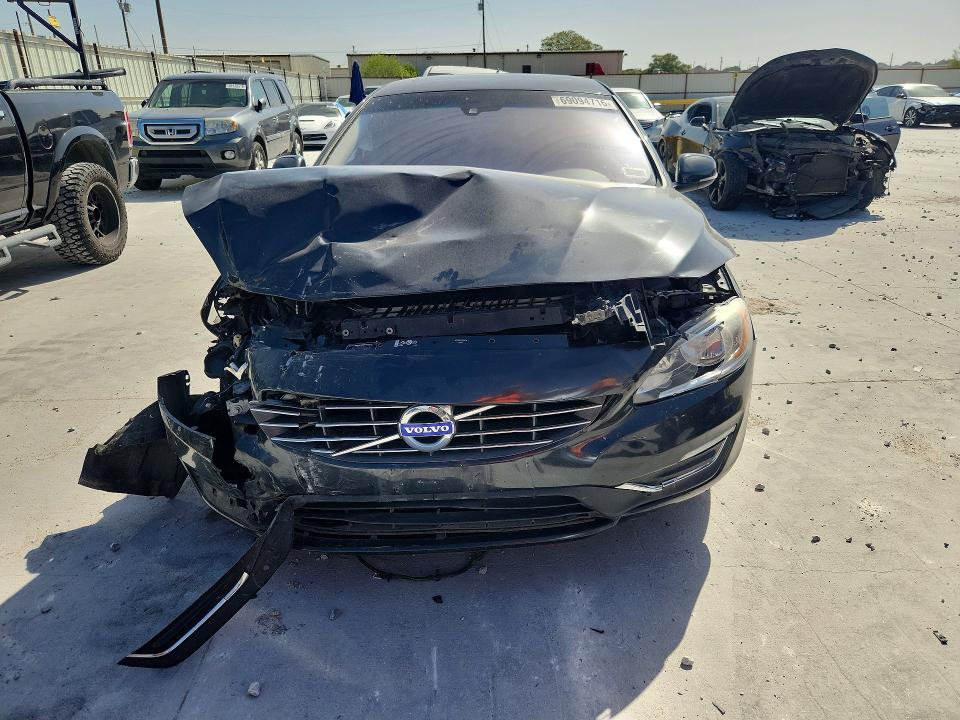 Продаж на аукціоні авто 2016 Volvo S60, vin: YV126MFK7G2401738, номер лоту: 69094716