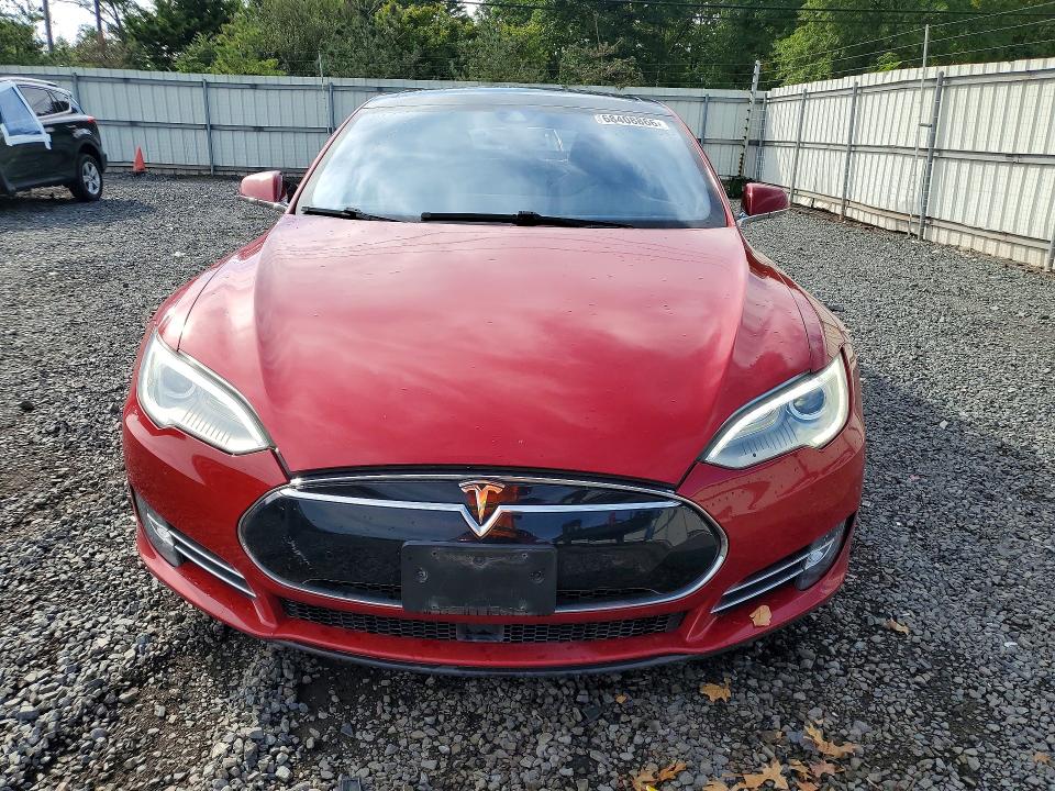 Продаж на аукціоні авто 2015 Tesla Model S, vin: 5YJSA1S24FF085977, номер лоту: 68408866