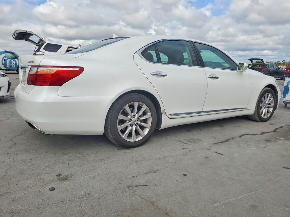 70488356 :رقم المزاد ، JTHBL5EF7A5101615 vin ، 2010 Lexus Ls مزاد بيع