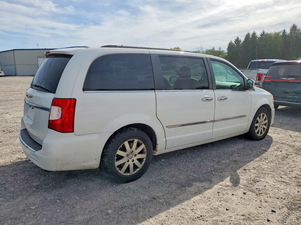 Продажа на аукционе авто 2015 Chrysler Town & Country, vin: 2C4RC1BG8FR662535, номер лота: 67905946