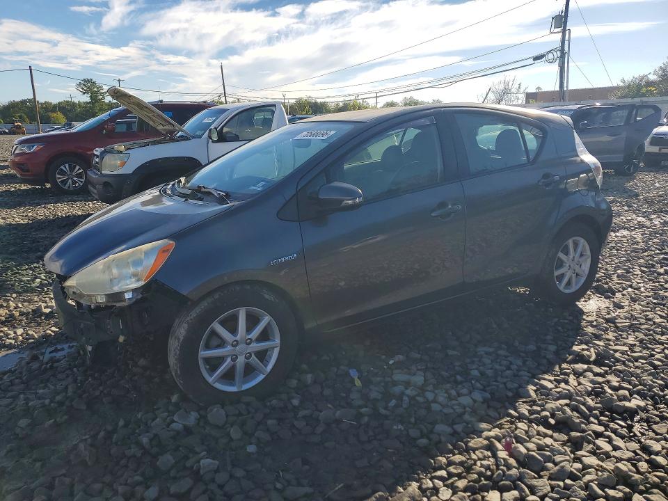 Aukcja sprzedaży 2014 Toyota Prius C, vin: JTDKDTB3XE1574175, numer aukcji: 70588096