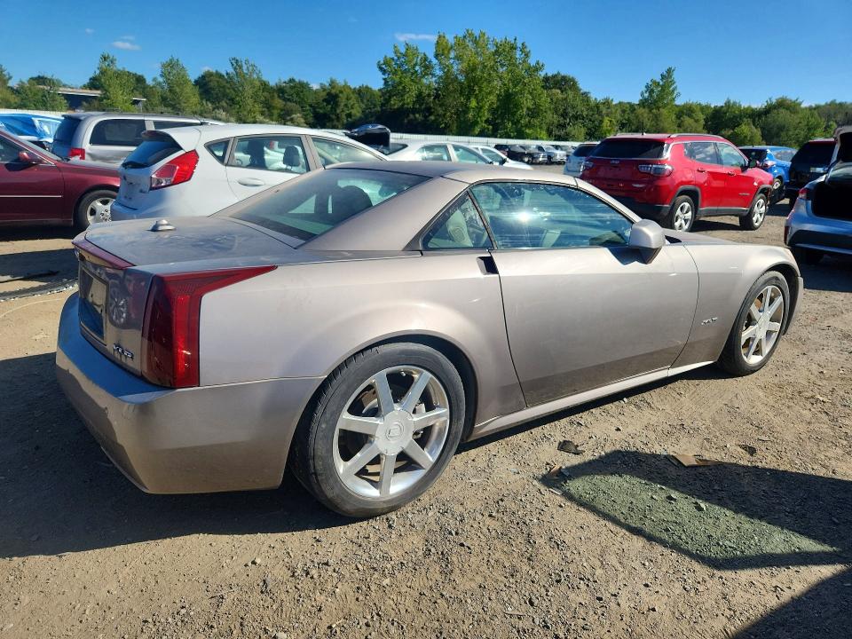 2004 Cadillac Xlr მანქანა იყიდება აუქციონზე, vin: 1G6YV34A045602756, აუქციონის ნომერი: 68759236