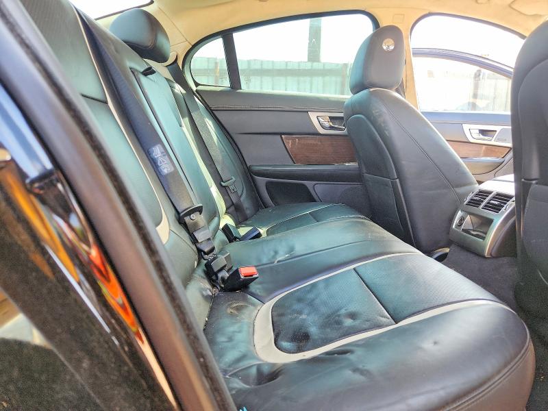 Продажа на аукционе авто 2013 Jaguar Xf, vin: SAJWA0HE2DMS72363, номер лота: 70103906