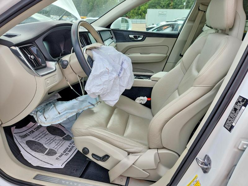 Продаж на аукціоні авто 2019 Volvo Xc60, vin: LYV102DK5KB177550, номер лоту: 69574096