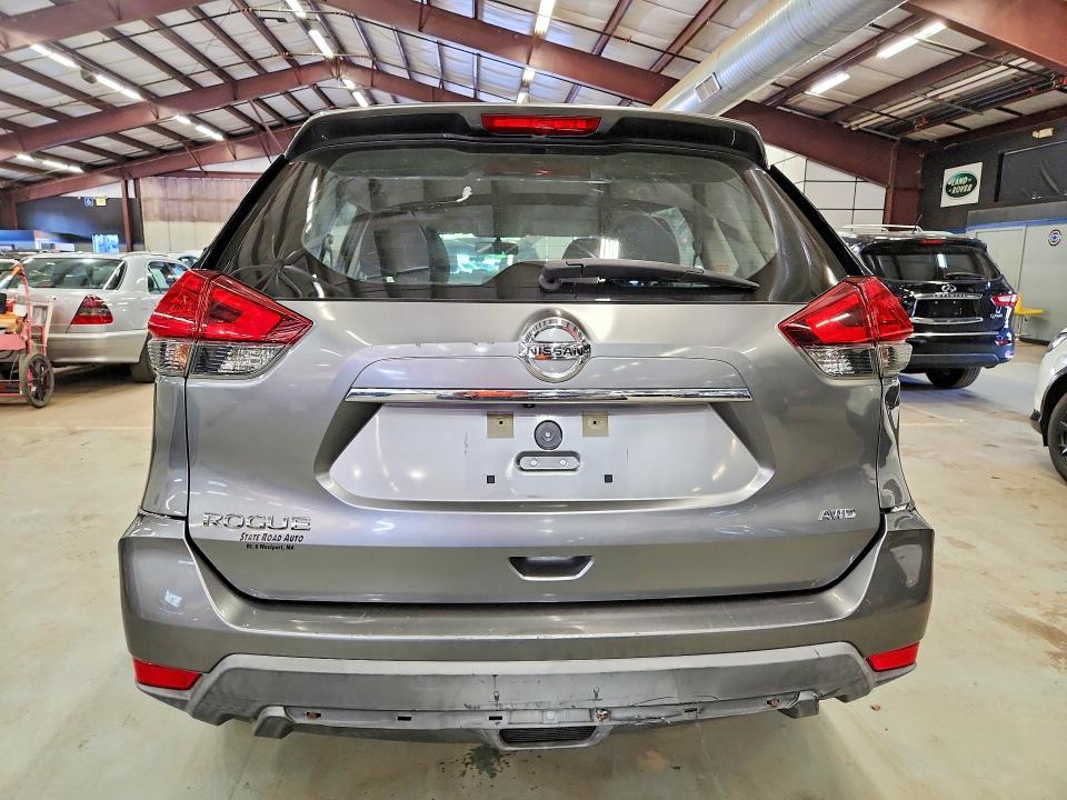 Auction sale of the 2017 Nissan Rogue, vin: KNMAT2MV4HP532206        , lot number: 69323136