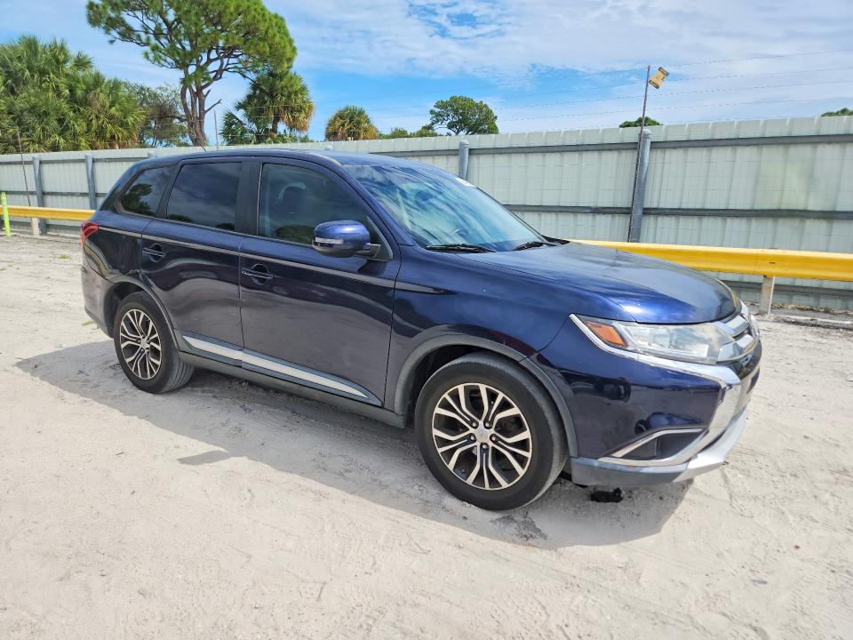 Продаж на аукціоні авто 2016 Mitsubishi Outlander, vin: JA4AD3A35GZ008551, номер лоту: 70414696