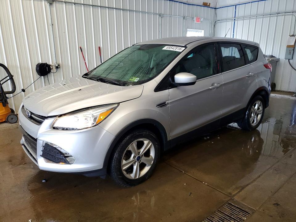 69542816 :رقم المزاد ، 1FMCU9GX2FUC62740 vin ، 2015 Ford Escape مزاد بيع