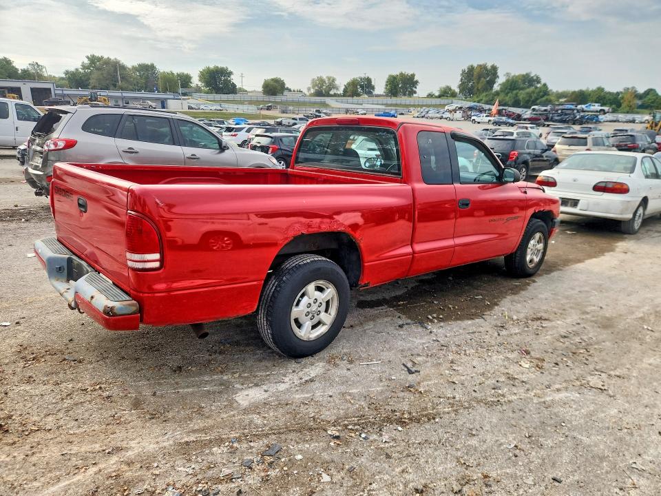71169176 :رقم المزاد ، 1B7GL22N91S143139 vin ، 2001 Dodge Dakota مزاد بيع