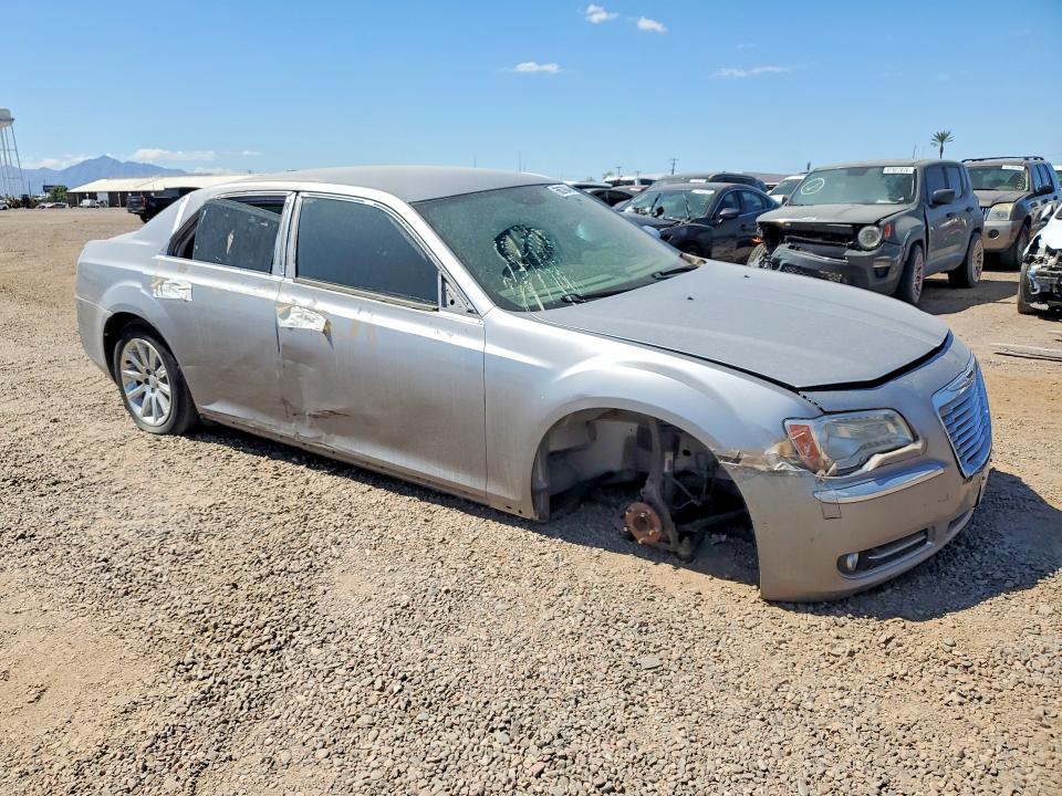 2013 Chrysler 300c მანქანა იყიდება აუქციონზე, vin: 2C3CCAEG8DH620231, აუქციონის ნომერი: 68878646