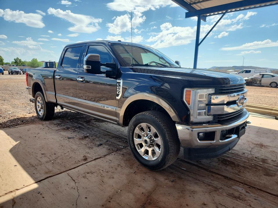 67484836 :رقم المزاد ، 1FT7W2BT4JEB20520 vin ، 2018 Ford F250 مزاد بيع