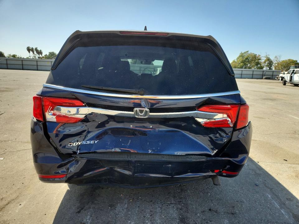 Продаж на аукціоні авто 2018 Honda Odyssey, vin: 5FNRL6H79JB065547, номер лоту: 69382736