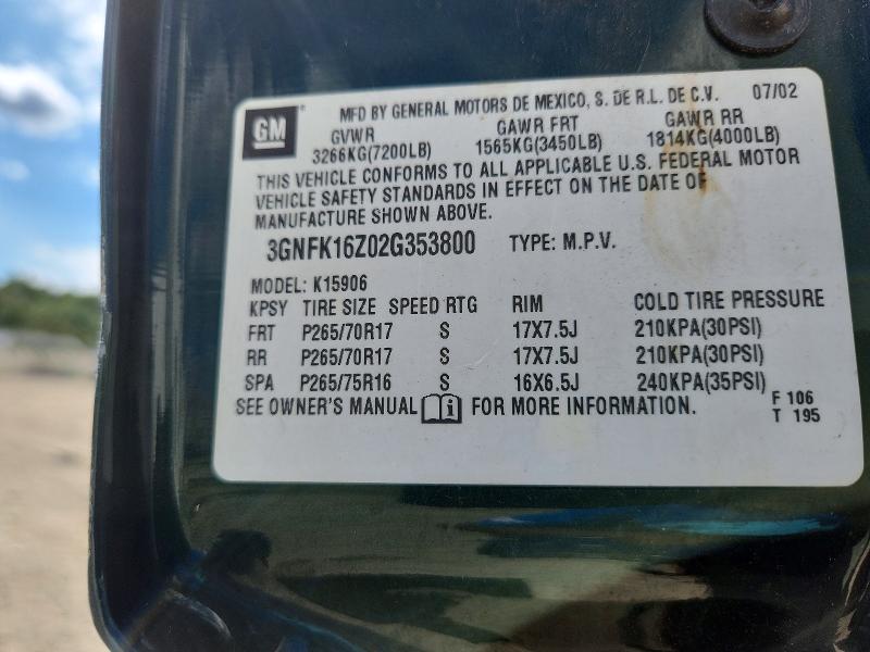 66533676 :رقم المزاد ، 3GNFK16Z02G353800 vin ، 2002 Chevrolet Suburban مزاد بيع