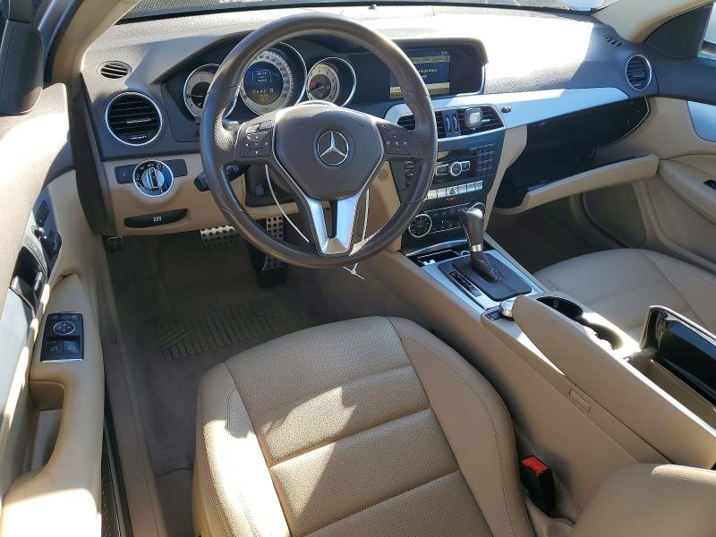 68703946 :رقم المزاد ، WDDGJ4HB0CF741118 vin ، 2012 Mercedes-benz C مزاد بيع