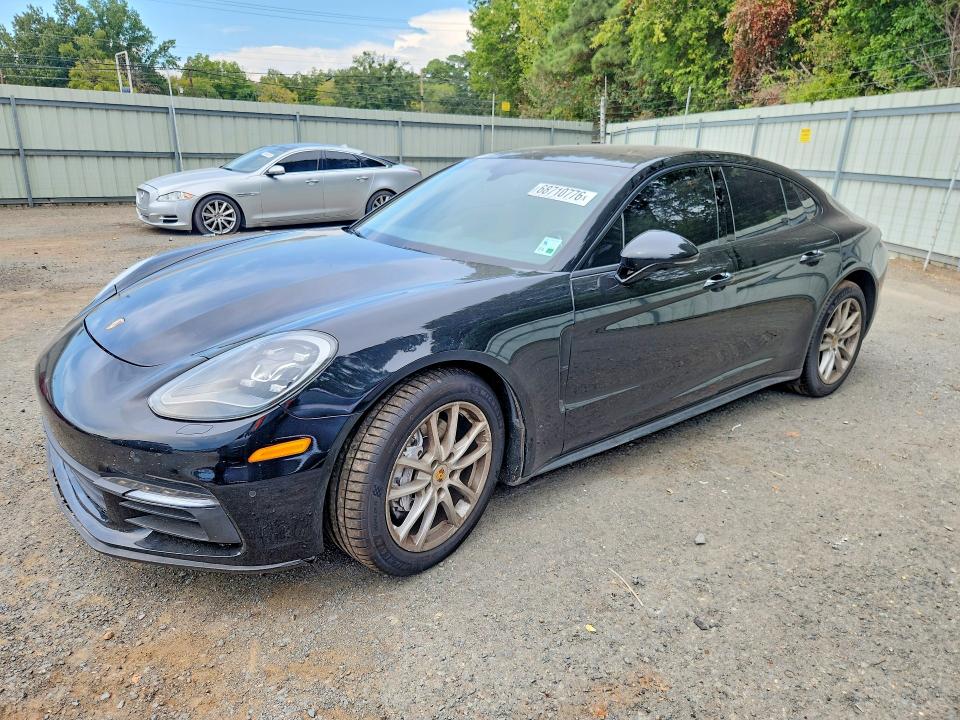 Auction sale of the 2017 Porsche Panamera, vin: WP0AA2A79HL101640, lot number: 68710776